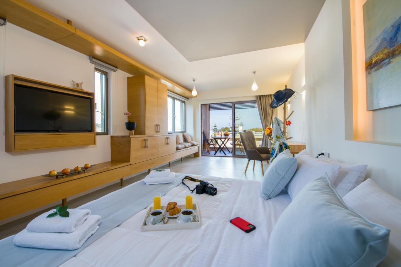 Lilium Luxury Suites Agia Marina  Luaran gambar