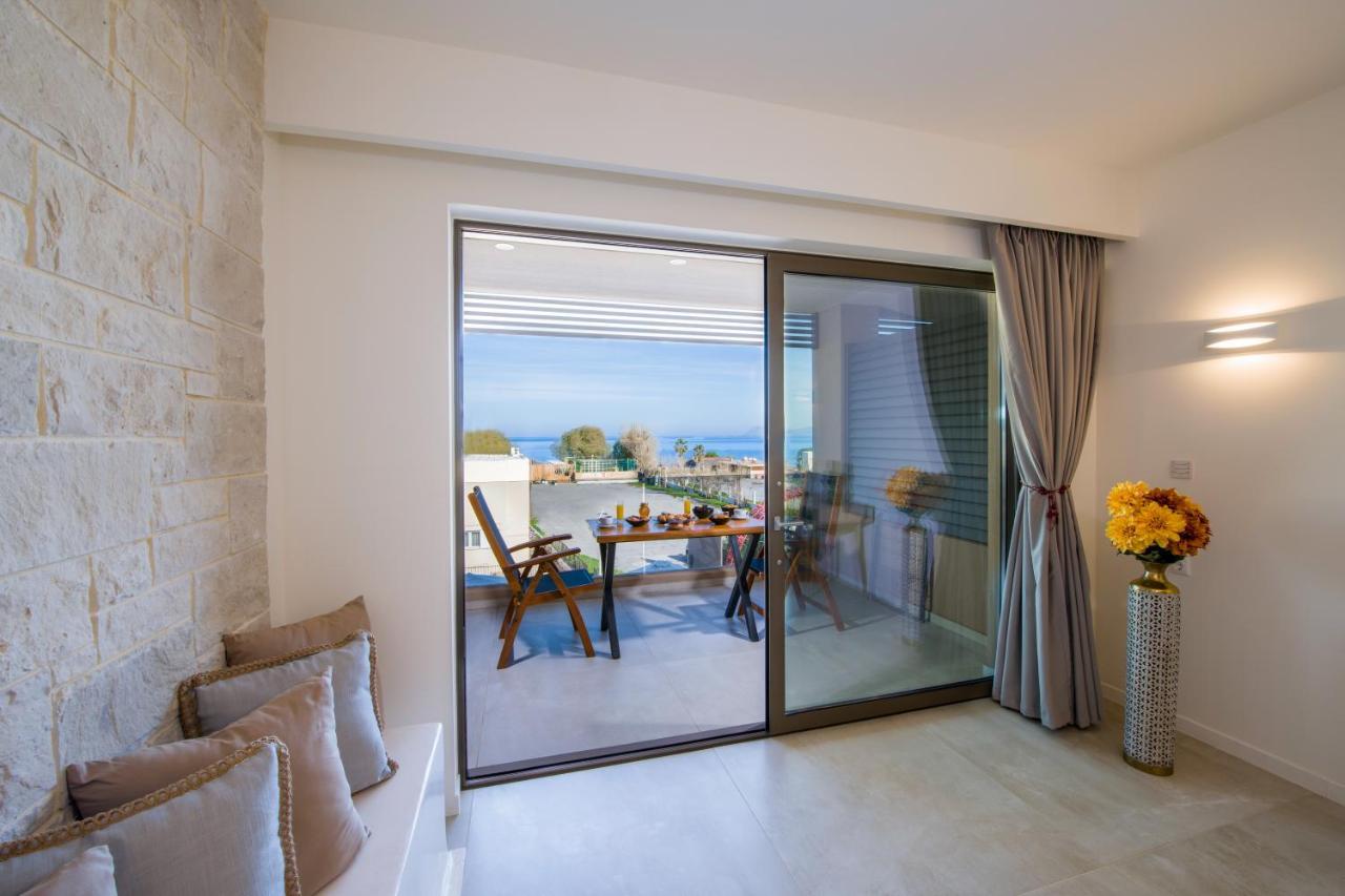 Lilium Luxury Suites Agia Marina  Luaran gambar